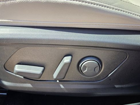 Used 2024 Hyundai Tucson SEL w/ Convenience Package FWD image 11