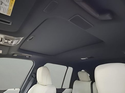 New 2024 Lexus LX 600 4WD w/ Luxury Package image 8