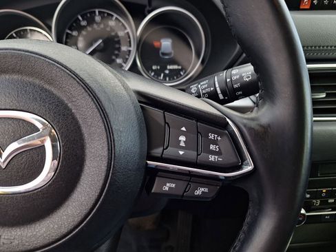 Used 2019 MAZDA CX-5 Touring image 16