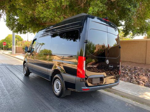 Used 2025 Mercedes-Benz Sprinter 2500 image 56