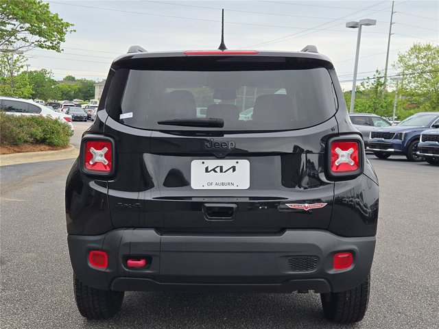 Used 2023 Jeep Renegade Trailhawk AWD/4WD image 33