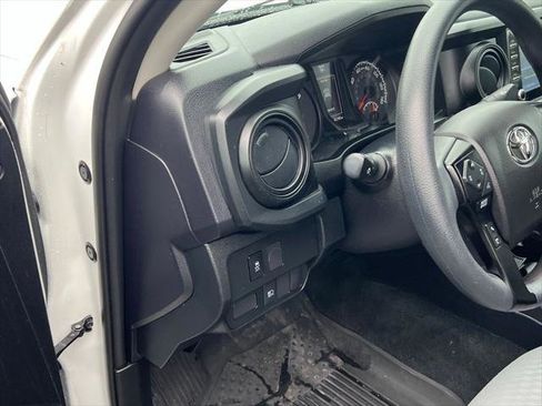 Certified 2021 Toyota Tacoma SR image 14