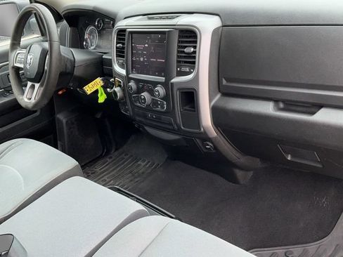 Used 2023 RAM 1500 Classic SLT w/ Electronics Group AWD/4WD image 17