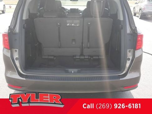 Used 2018 Honda Odyssey EX-L image 16
