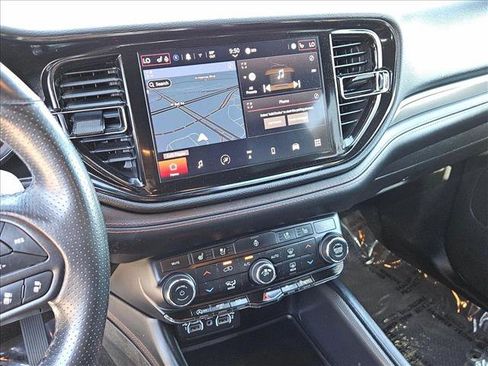 Used 2024 Dodge Durango GT AWD/4WD image 19