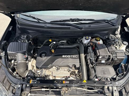 Used 2020 Chevrolet Equinox LT AWD/4WD image 16