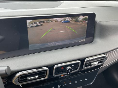 New 2026 Nissan Sentra SV w/ SV Convenience Package FWD image 27