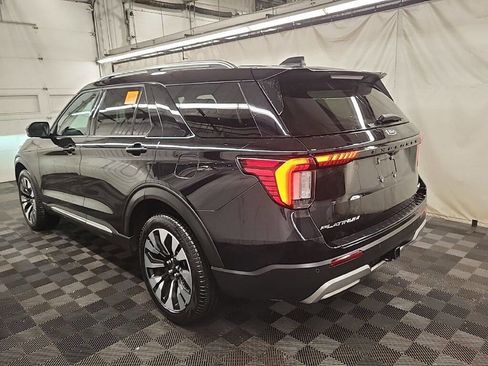 Used 2025 Ford Explorer Platinum w/ LUX Leather Package image 2