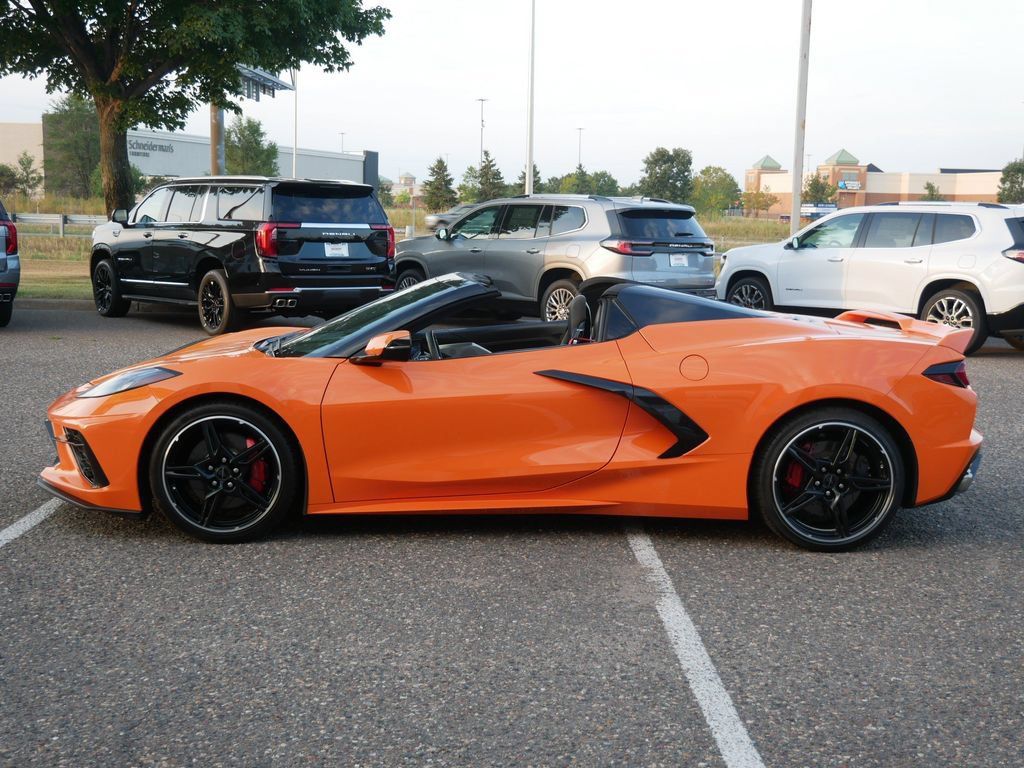 Used 2023 Chevrolet Corvette Stingray Premium Conv w/ Z51 Performance Package RWD image 6