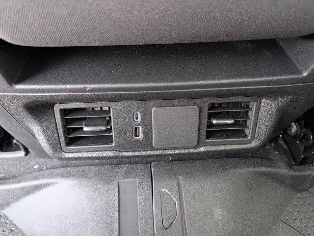 Used 2026 Chevrolet Silverado 1500 Custom RWD image 6