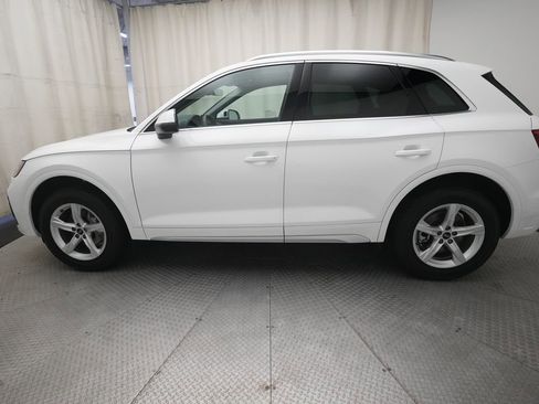 Used 2023 Audi Q5 Premium w/ Convenience Package AWD/4WD image 25