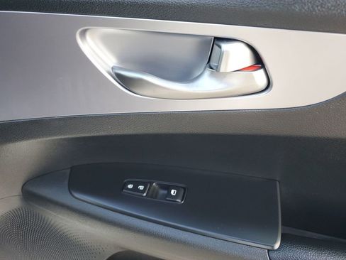 Used 2022 Kia Forte LXS image 46