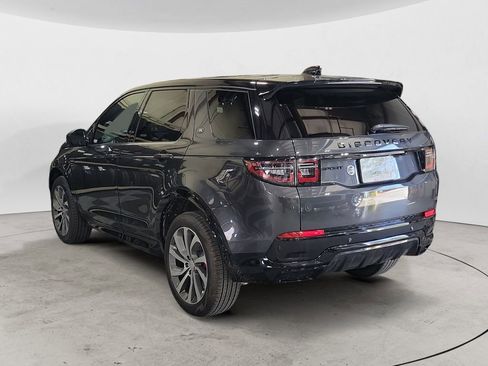 Used 2024 Land Rover Discovery Sport Dynamic SE AWD/4WD image 3