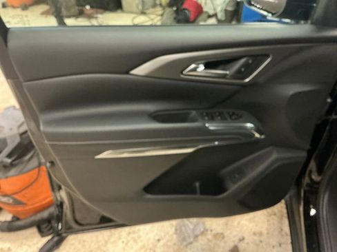 Certified 2026 Chevrolet Traverse LT image 14