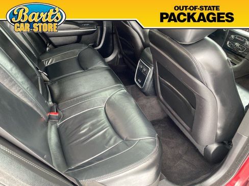 Used 2016 Chrysler 300 Limited RWD image 12