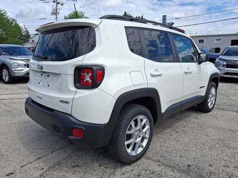 Used 2022 Jeep Renegade Latitude AWD/4WD image 7