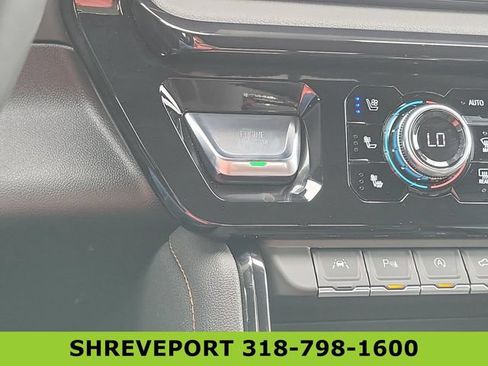 Used 2026 GMC Sierra 1500 AT4 w/ AT4 Premium Package AWD/4WD image 17