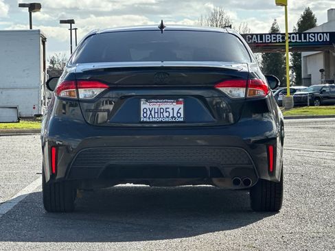 Used 2022 Toyota Corolla SE w/ Carpet Mat Package (TMS) image 7