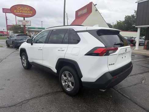 Used 2025 Toyota RAV4 XLE AWD/4WD image 8
