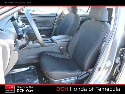 Used 2024 Nissan Sentra S image 17