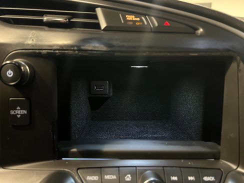 Used 2016 Chevrolet Corvette Stingray Coupe w/ 2LT Preferred Equipment Group image 20