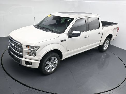 Used 2016 Ford F150 Platinum w/ Equipment Group 701A Luxury AWD/4WD image 21
