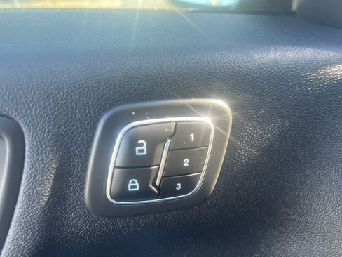 Used 2023 Ford Escape Platinum w/ Premium Technology Package image 15