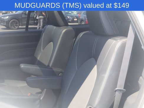 Used 2024 Toyota Grand Highlander AWD image 8