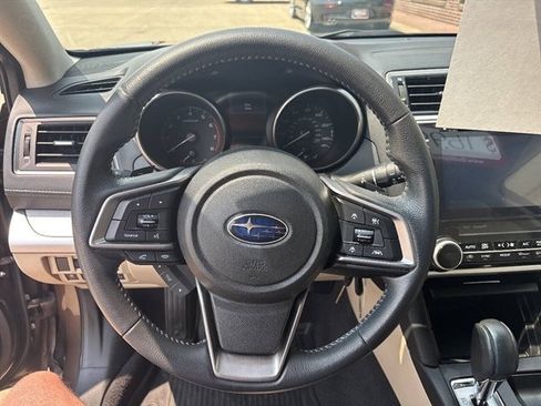 Used 2019 Subaru Outback 2.5i Premium AWD/4WD image 5