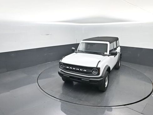 New 2026 Ford Bronco Base image 20
