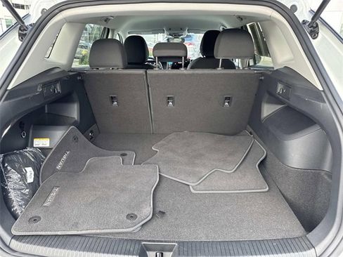 Certified 2025 Volkswagen Tiguan S image 5
