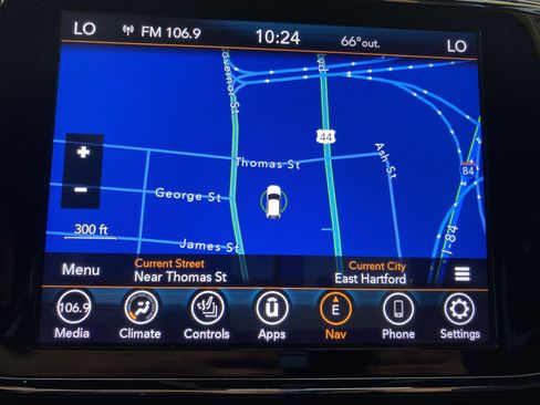 Certified 2022 Jeep Grand Cherokee Limited image 18