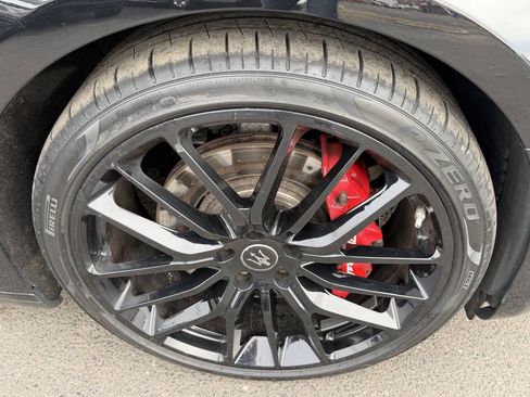 Used 2021 Maserati Ghibli S RWD image 35
