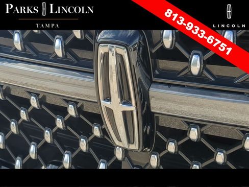 Used 2025 Lincoln Navigator Black Label AWD/4WD image 15