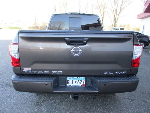 Used 2016 Nissan Titan SL AWD/4WD image 9