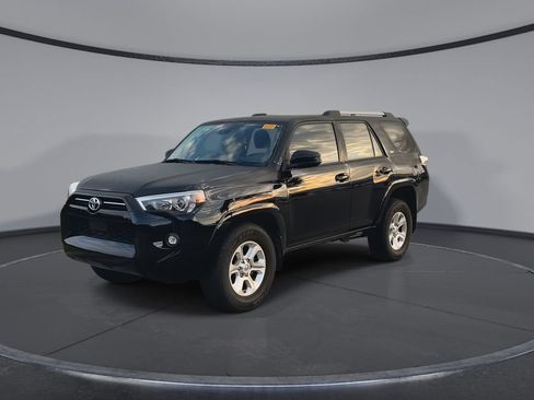 Used 2024 Toyota 4Runner SR5 RWD image 4