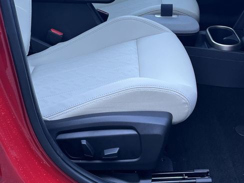 Certified 2025 MINI Cooper S image 27