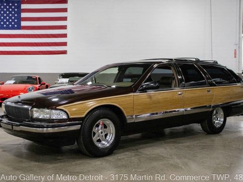 Used 1996 Buick Roadmaster Estate image 1