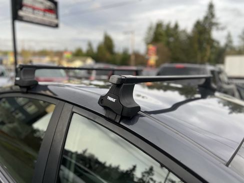 Used 2010 Toyota Prius Three image 32