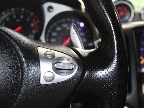 Used 2014 Nissan 370Z Touring w/ Sport Package RWD image 13