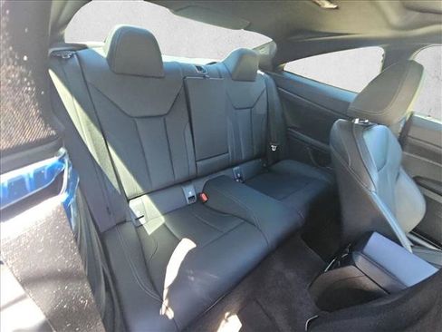 Used 2023 BMW 430i Coupe w/ M Sport Package RWD image 18