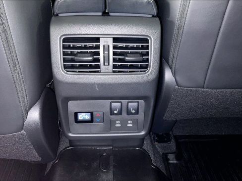 Used 2024 Nissan Rogue Platinum w/ Platinum Premium Package image 34