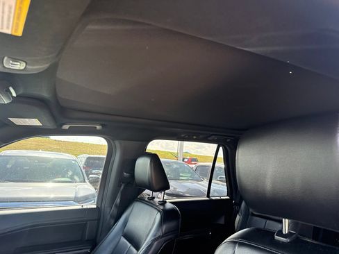 Used 2021 Ford Expedition XLT RWD image 17