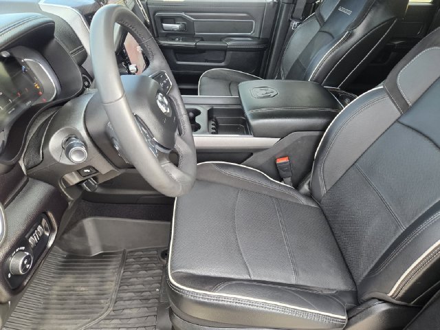 Used 2025 RAM 2500 Laramie AWD/4WD image 12