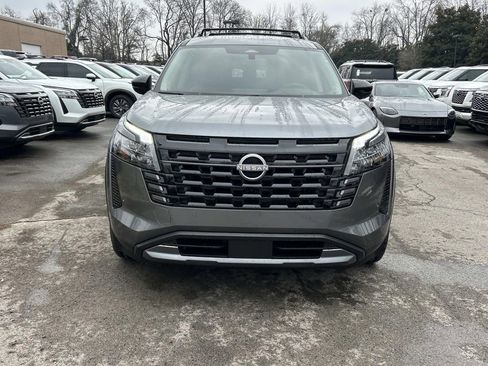 New 2026 Nissan Pathfinder Platinum AWD/4WD image 2