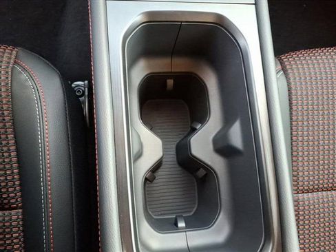 New 2026 Nissan Kicks SR image 15