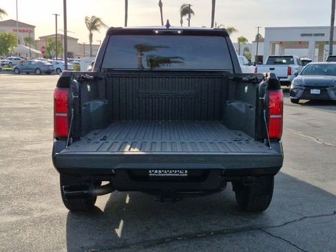 Used 2024 Toyota Tacoma TRD Off-Road AWD/4WD image 6