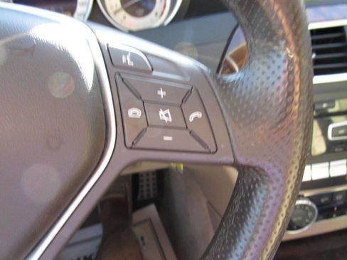 Used 2014 Mercedes-Benz C 300 4MATIC Sedan image 57