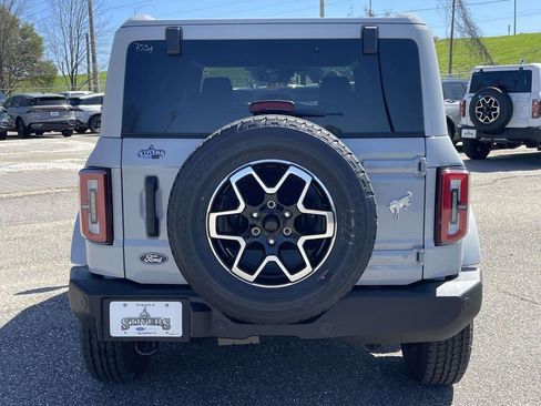 New 2026 Ford Bronco Outer Banks image 4