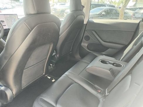 Used 2020 Tesla Model Y Long Range AWD/4WD image 26